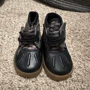 Kids Black and Gray Sperry Boots
